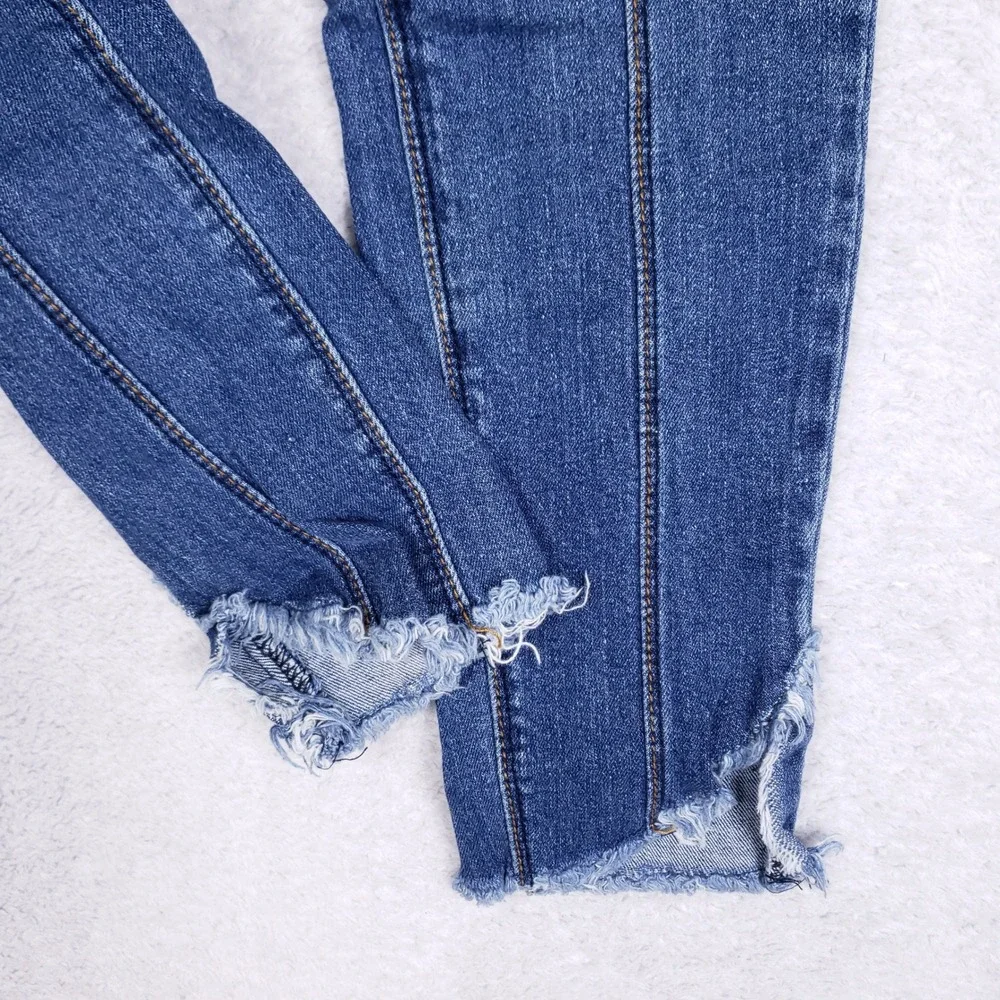Rue21 Jeggings Womens Sz 8 Blue Uber High Rise Front Seam Frayed Step Hem Jeans
